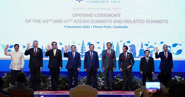 Thành viên nào đã rời khỏi ASEAN trong năm 2022?
