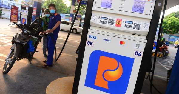 Petrolimex chỉ bán xăng dầu ‘xịn’ giá cao: Mua hay không là quyền của khách hàng