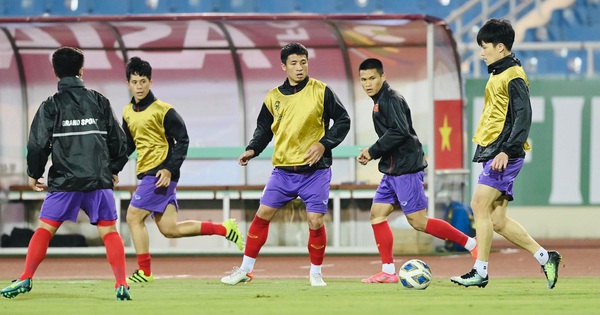 Trực tuyến Việt Nam - Trung Quốc (19h): Tìm kiếm điểm số đầu tiên 2 27235997712825699622242544484194150567652772n 1643715693300157687442 crop 1643715708408442179068