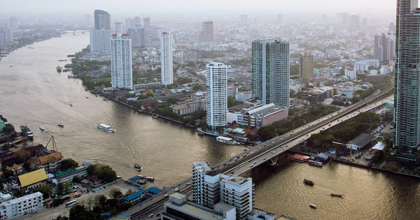 Бангкок река в городе. Chao Phraya River. Бангкок Чао. Chao Phraya River 1900. Chao Phraya River фото.