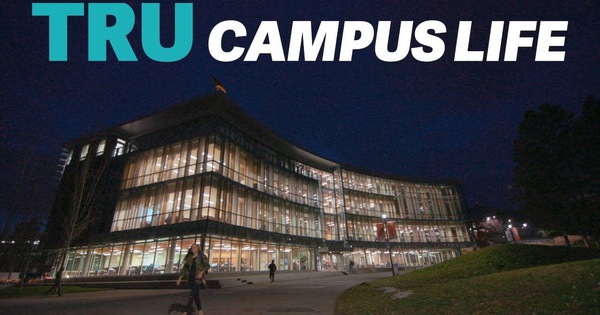 Trường đại học Tài chính - Marketing: Lấy bằng đại học của Canada với chi phí thấp