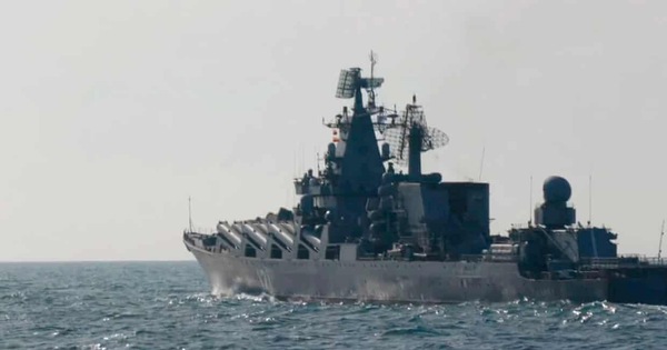 QUICK READ April 15: Russia’s flagship Moskva sinks in the Black Sea