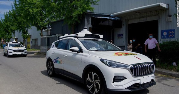 People in Beijing can now order “driverless taxis”