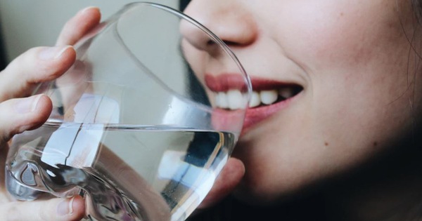 Does drinking water really help with weight loss?