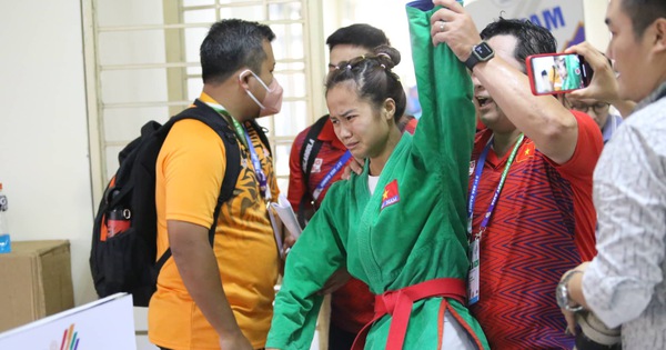 thumbnail - Tô Thị Trang giành huy chương vàng đầu tiên cho Việt Nam ở SEA Games 31