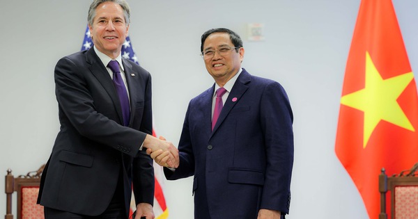 Prime Minister Pham Minh Chinh receives US Secretary of State: Thank the US for nearly 40 million doses of vaccine