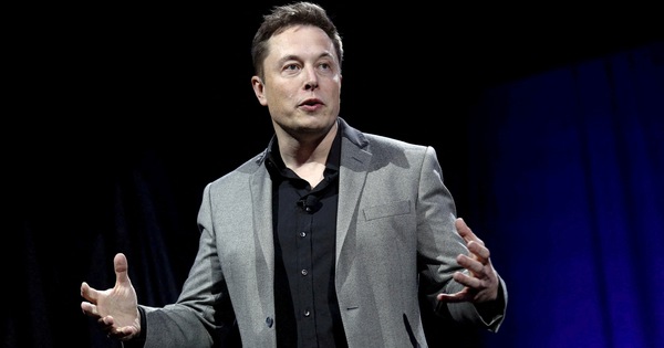 Miliardulo Elon Musk neas seksĉikani stevardojn sur privataj jetoj (Vjetnama fonto).