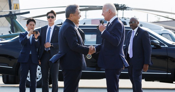 Mr. Biden arrives in Korea, begins his tour of Asia