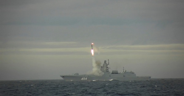 Russia announced the launch of ‘invincible’ Zircon missile, hitting a target 1,000km away