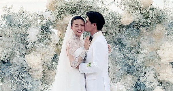 thumbnail - Ngô Thanh Vân khóc trong đám cưới, tuyên bố sẵn sàng làm mẹ ở tuổi 43