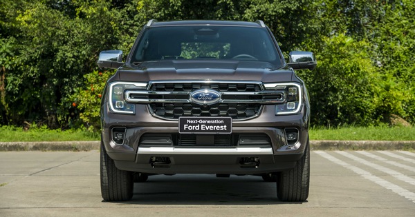 Ford Everest 2022 sử dụng động cơ gì?