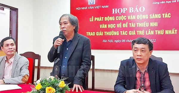 thumbnail - Cả chục thành viên 'xin rút': Bình thường hay khủng hoảng ở Hội Nhà văn Việt Nam?