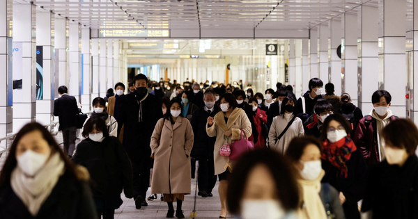日本は2024年から健康保険証を正式に電子化する
