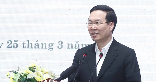 President Vo Van Thuong attended the traditional meeting of ex-officers ...