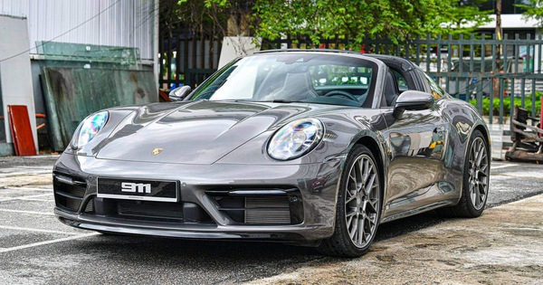 Tôi tiếc vì chi 12 tỉ đồng mua Porsche 911 Targa 4S' - Tuổi Trẻ Online