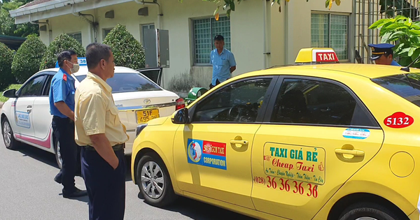 คดีโกงค่าโดยสารแท็กซี่ 2 บริษัทมีแนวทางแก้ไขใน 15 วัน แล้วจะทบทวน