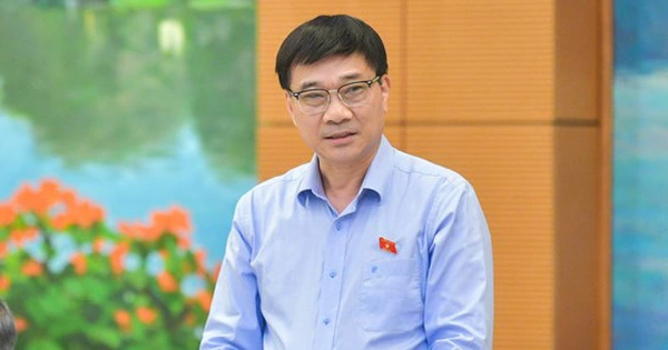 ‘Có những việc trước đây quyết mà giờ không dám quyết, cứ hỏi cấp trên’