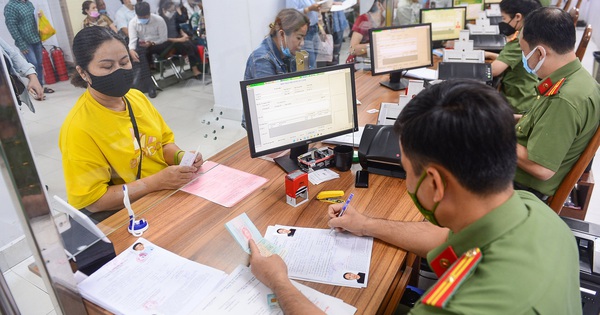 Tin tức sáng 29-5: Đề xuất giảm 36 khoản phí, lệ phí; Nhìn lại thị trường việc làm quý 1