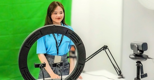 GEN Z chọn việc: Tuyển dụng rộng mở, yêu cầu cao hơn