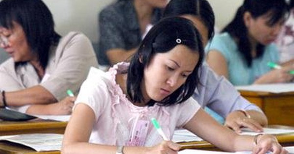 Làm thế nào để phân biệt kết tủa Ca(OH)2 với các chất khác trong hỗn hợp?
