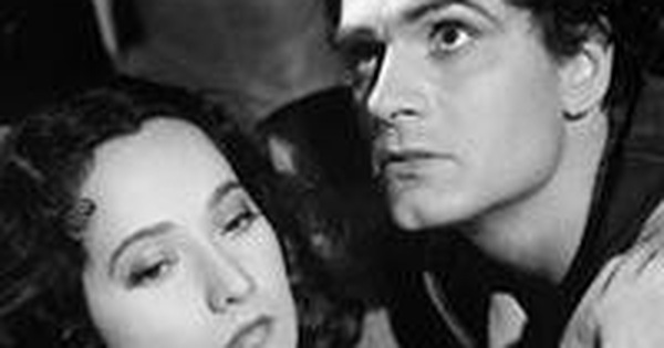 11. Phim In a Lonely Place (1950) - Trên Một Nơi Cô Đơn (1950)