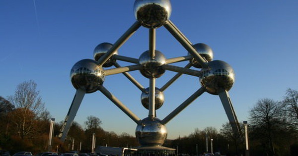 Atomium  bảo tàng có kiến trúc độc đáo nhất ở Bỉ  VnExpress Du lịch