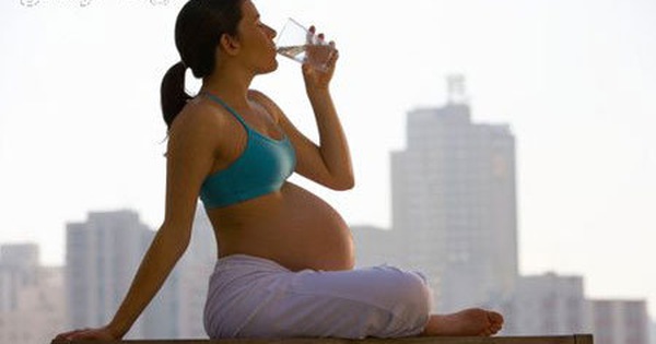 Có cách nào để giảm mức bạch cầu trong nước tiểu khi mang thai?
