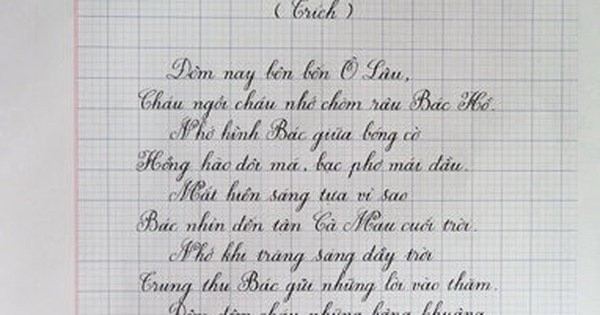 Học sinh tiểu học viết chữ đẹp như in mẫu - Tuổi Trẻ Online