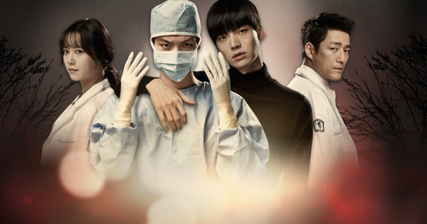 “Ma cà rồng” Ahn Jae Huyn làm bác sĩ