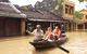 Ngập lụt ở Hội An thành sản phẩm du lịch độc đáo của Quảng Nam